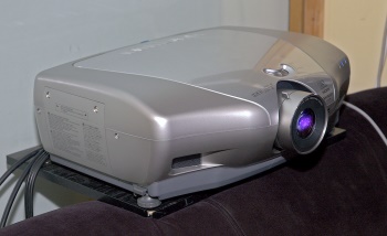 sharp-xv-z20000-projector-front-main