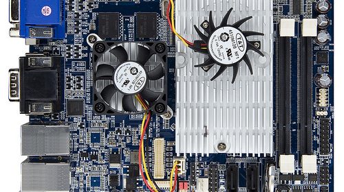 via_vb8003_mini-itx_board_1.jpg